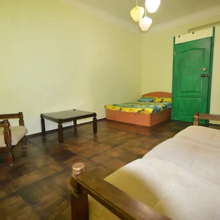 Apart Otel Гостевой Дом На Ивана Светличного 6 *